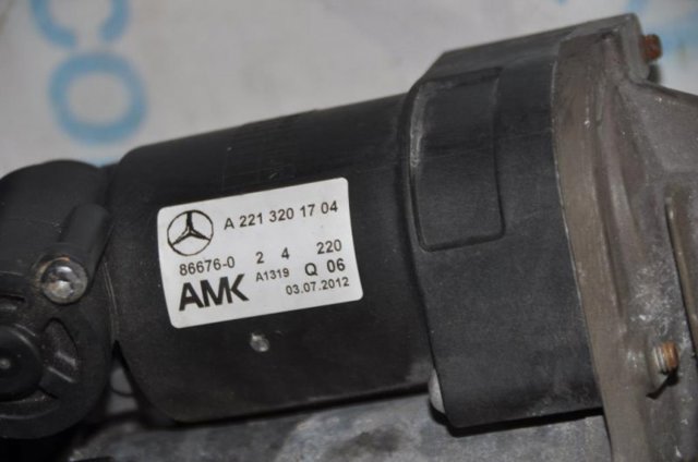 Компрессор пневмоподкачки (амортизаторов) A2213200704 MERCEDES