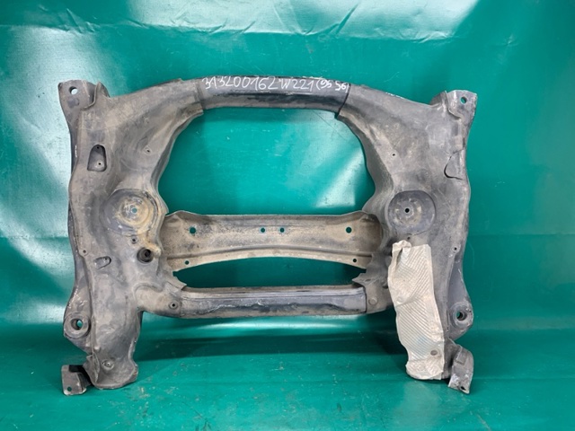 Балка передней подвески A2216200387 MERCEDES