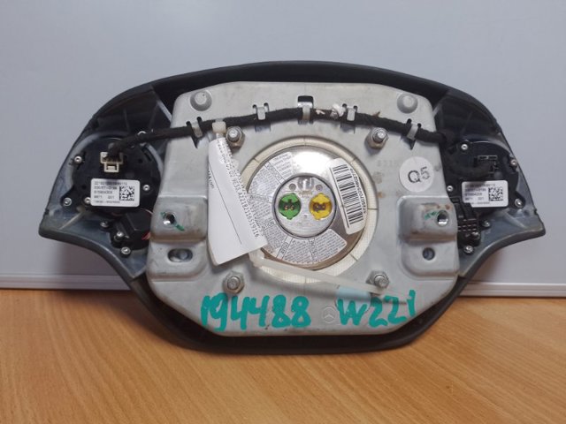 A22186005029E38 MERCEDES Подушка безопасности (AIRBAG) водительская купить в Львов
