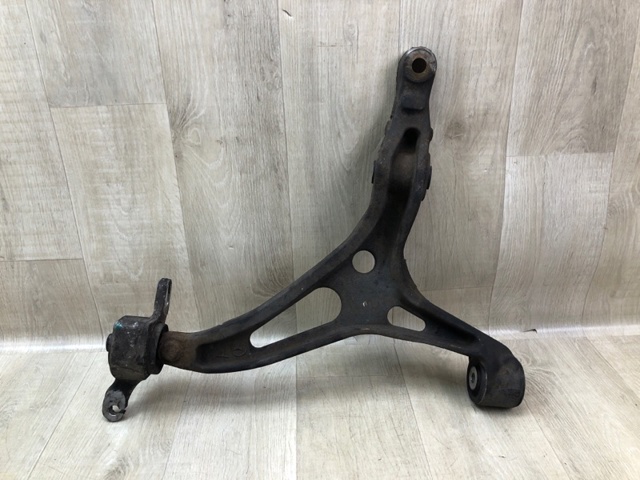 Рычаг передней подвески нижний левый A2513301107 MERCEDES