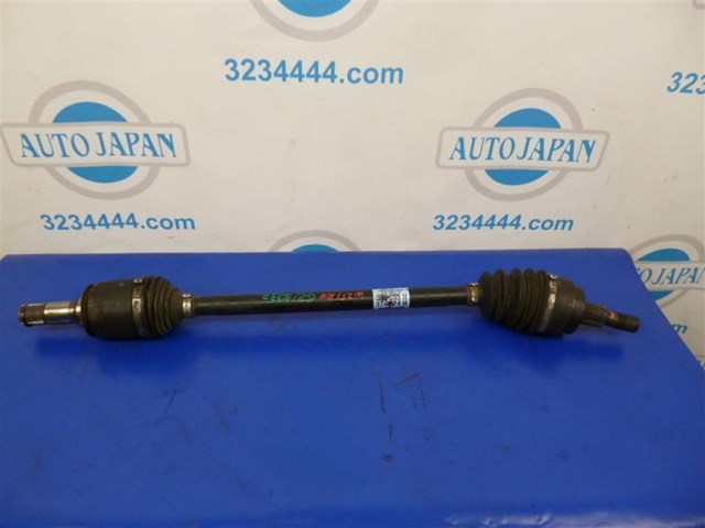 Полуось задняя, правая A2513500610 MERCEDES