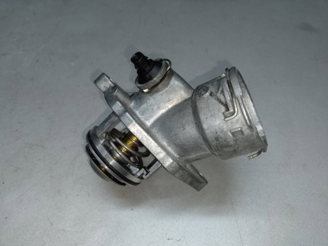 Авто термостат A2722000115 MERCEDES