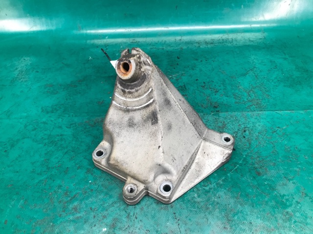 MERCEDES A2722231604 в наличии Николаев