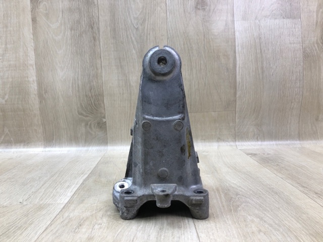 A2742234600 MERCEDES Кронштейн подушки (опоры) двигателя левой купить в Павлоград
