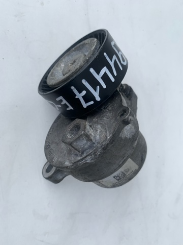 Натяжная планка поликлинового ремня A2762000170 MERCEDES