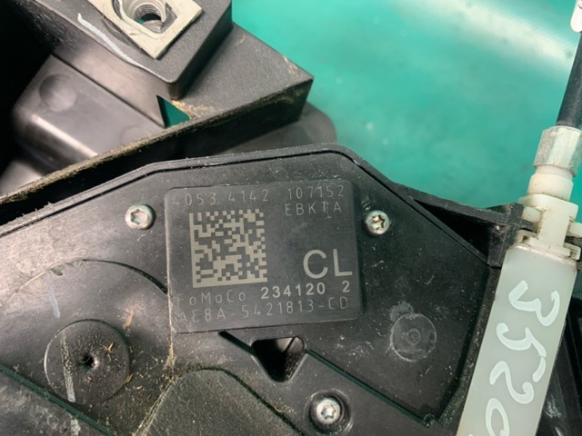 AE8Z5421813F FORD Замок двери передней левой купить в Ровно