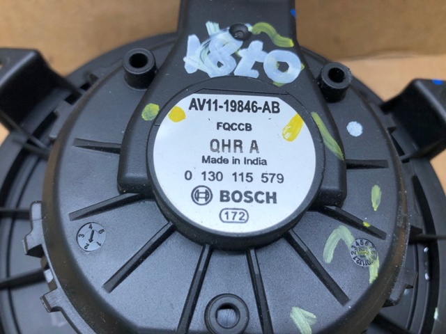 AV1Z19805C Вентилятор печки купить Винница