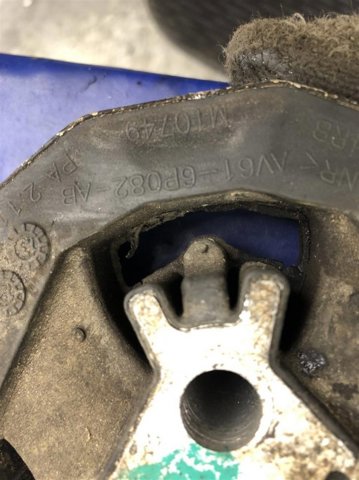 AV616P082AB FORD Подушка (опора) двигателя задняя купить в Киев