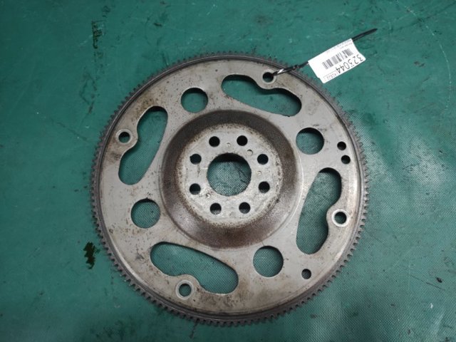 Маховик двигателя AW6119020 MAZDA