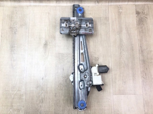 Механизм стеклоподъемника двери передней, правой BB5Z7823208A FORD