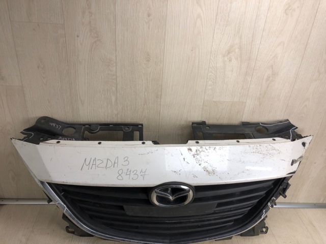 MAZDA BJD350712D Решетка радиатора в наличии Львов