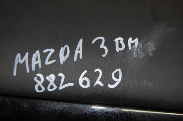 Передняя панель BJS760350A02 MAZDA