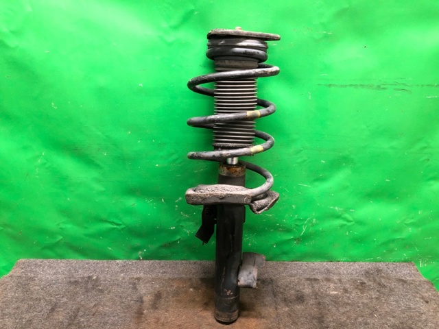 MAZDA BN9A34700 Амортизатор передний правый в наличии Хмельницкий