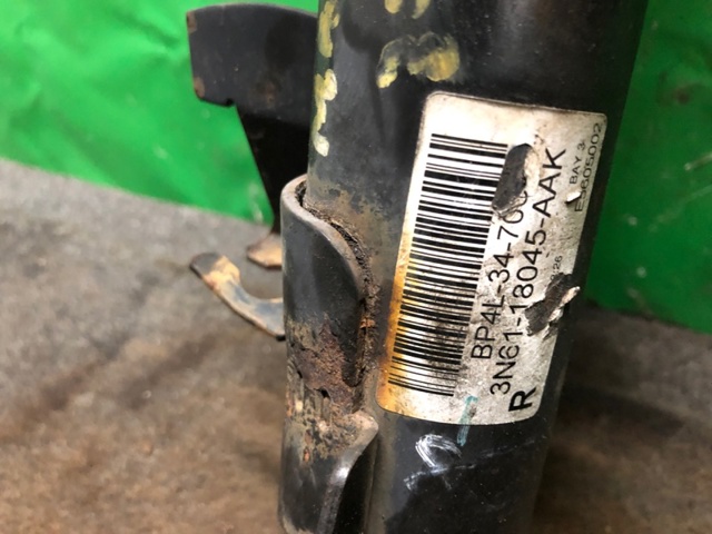 MAZDA BP4K34700E Амортизатор передний правый в наличии Полтава