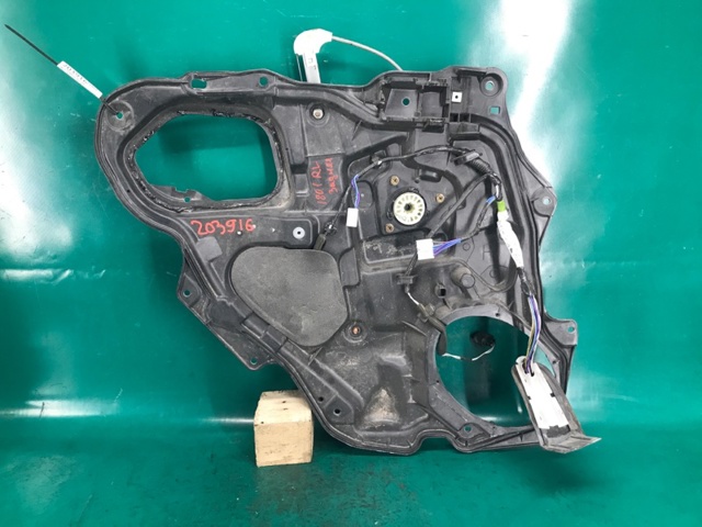 Механизм стеклоподъемника двери задней, левой BP4K73590B MAZDA
