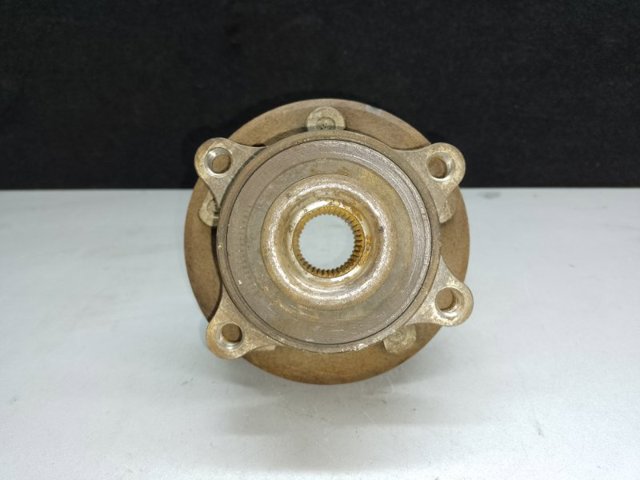 BT4Z1104B Ступица передняя купить Полтава