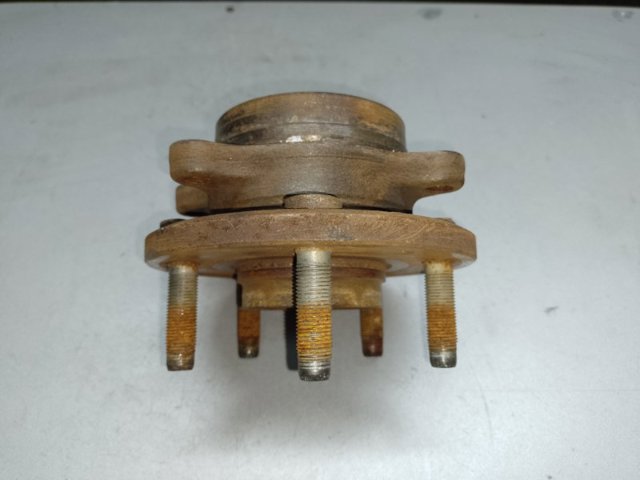 BT4Z1104B FORD Ступица передняя купить в Ужгород