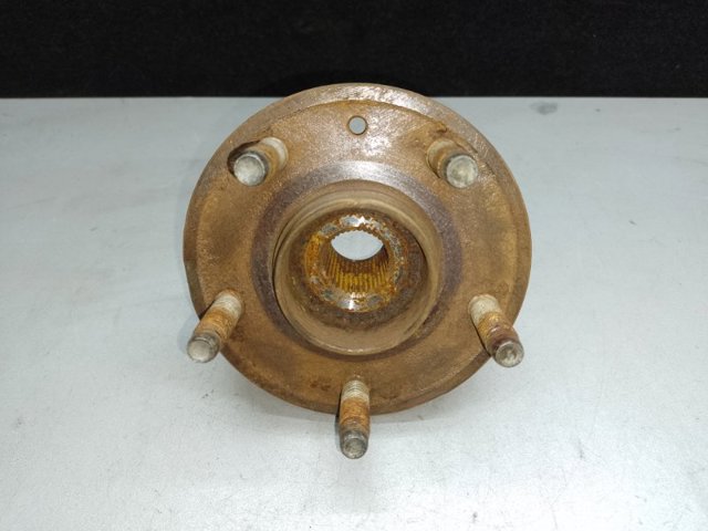 Ступицы передних колес BT4Z1104B FORD