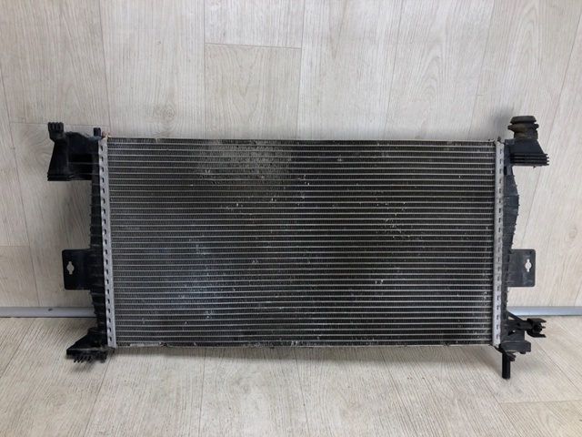 FORD BV618005AC Радиатор в наличии Ирпень