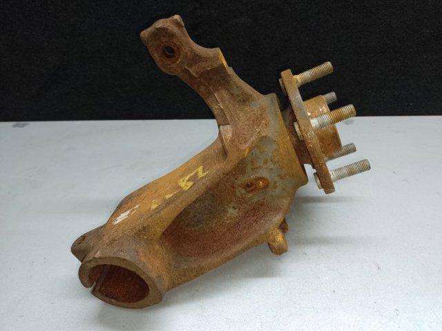 BV6Z3K186D FORD Цапфа передняя левая купить в Полтава