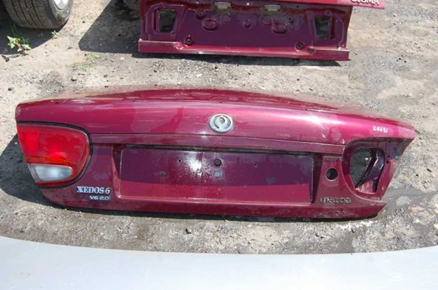 Крышка багажника CA0152610E MAZDA