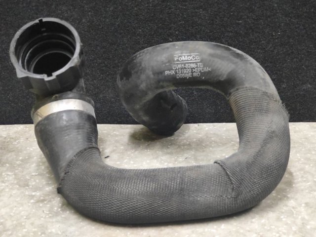 Патрубок системы охлаждения CV618286TB FORD