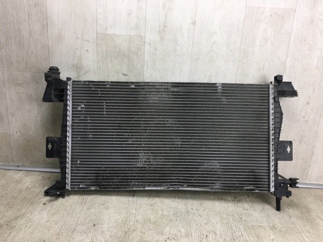 CV6Z8005ACP FORD Радиатор охлаждения двигателя купить в Хмельницкий