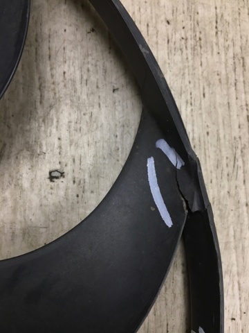 Диффузор радиатора охлаждения в сборе с крыльчаткой CV6Z8C607R FORD