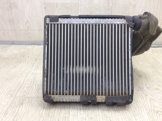 FORD D2BZ19860B в наличии Павлоград