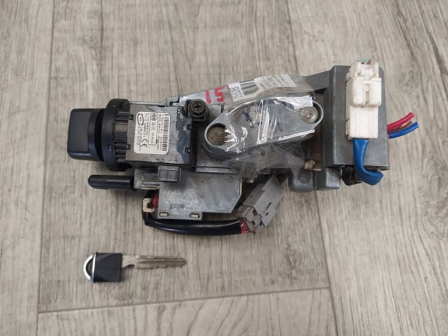 Замок зажигания D8700JH127 NISSAN