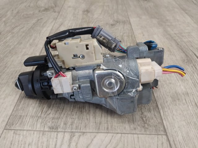 D8700JH127 NISSAN Замок зажигания купить в Тернополь