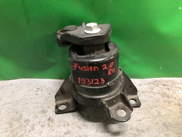 Правая подушка двигателя DG936F012AF FORD