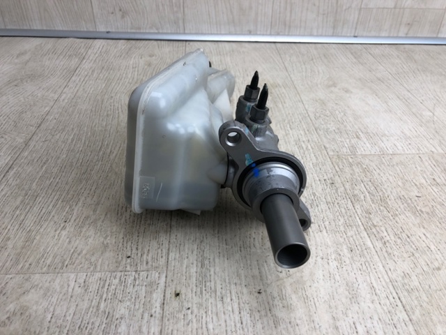 DG9Z2140A FORD Цилиндр тормозной главный купить в Одесса