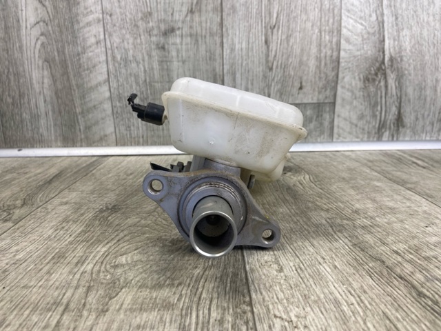 DG9Z2K478E FORD Бачок тормозной купить в Днепр
