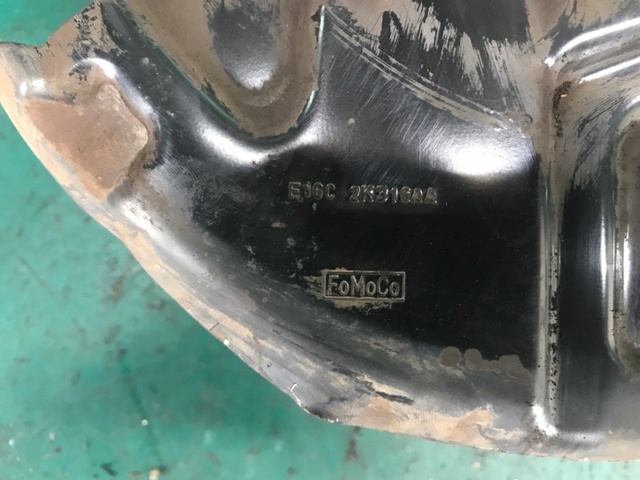 FORD DG9Z5B758B Цапфа (поворотный кулак) задний правый в наличии Ровно