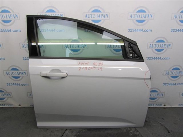 Пассажирская передняя дверь DM5Z5820124A FORD