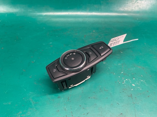 Переключатель света фар на "торпедо" DP5Z11654BA FORD