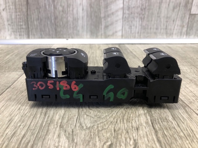DP5Z14529AB Кнопочный блок управления стеклоподъемником передний левый купить Украина