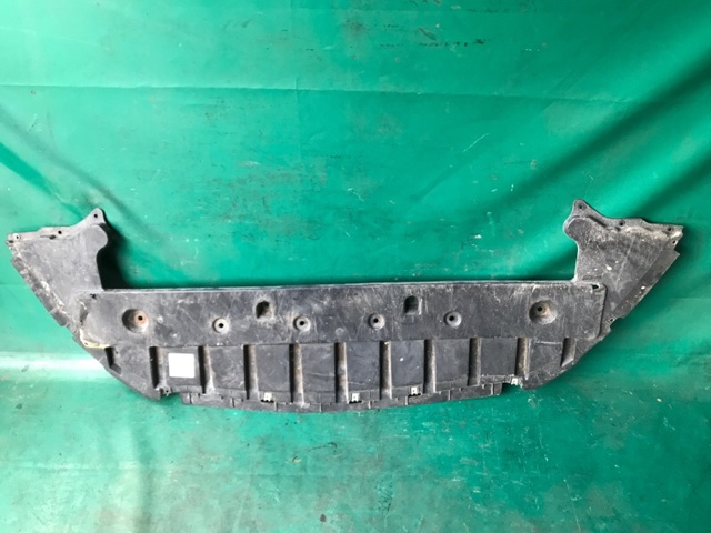 Обвес бампера DS7Z8349B FORD