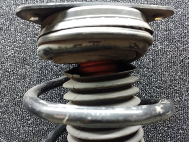 E43024EA3A NISSAN Амортизатор передний правый купить в Ужгород