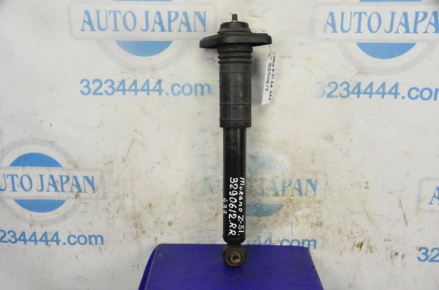 Задний амортизатор E62101AA0B NISSAN