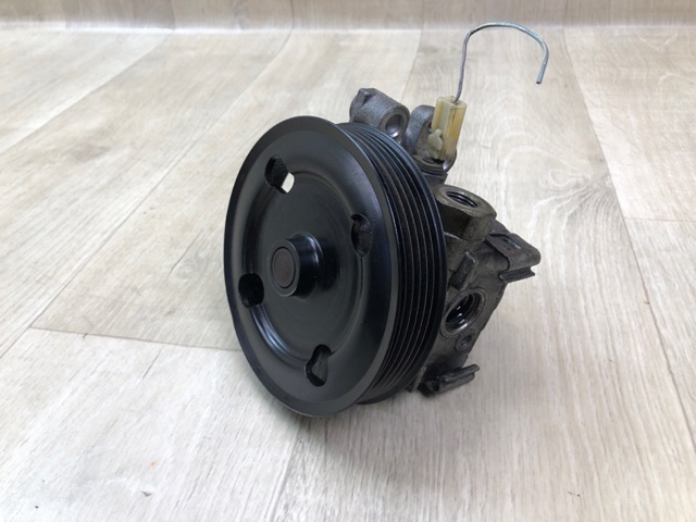 Насос ГУР EG2132600A MAZDA