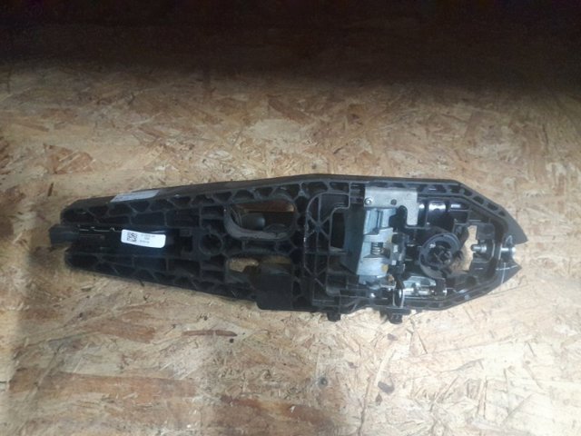 ES7Z5426684W FORD Держатель наружной ручки двери передней правой купить в Николаев