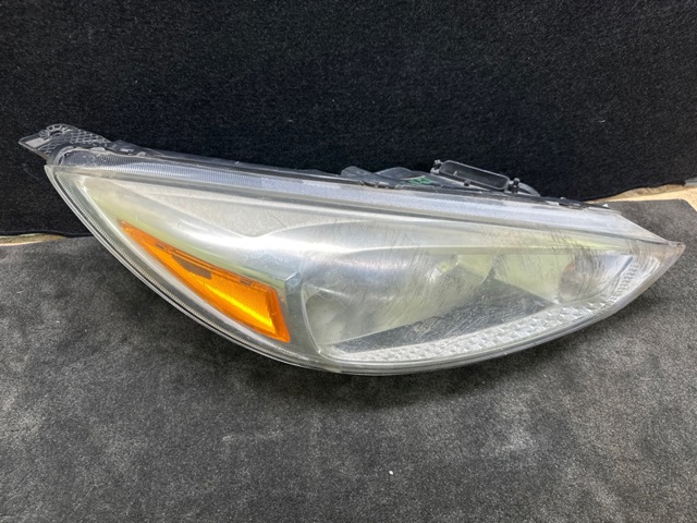 F1EZ13008GS FORD Фара правая купить в Киев