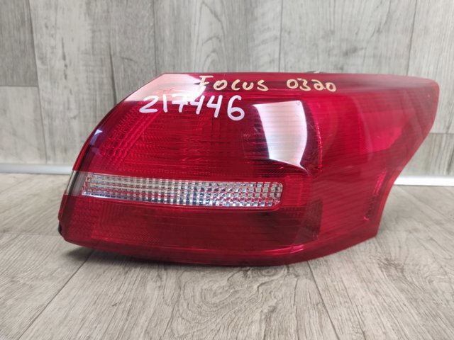 F1EZ13404B FORD Фонарь задний правый внешний купить в Житомир