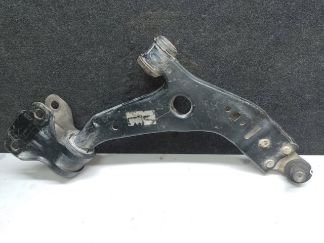 Рычаг передней подвески нижний, правый F1FZ3078A FORD