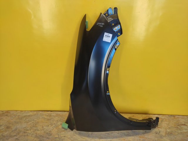 Боковая часть передняя правая F31004CCMA NISSAN