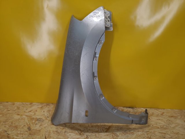 Переднее правое крыло F3100JD0M0 NISSAN