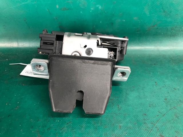 Замок задней двери FA1Z7443150B FORD