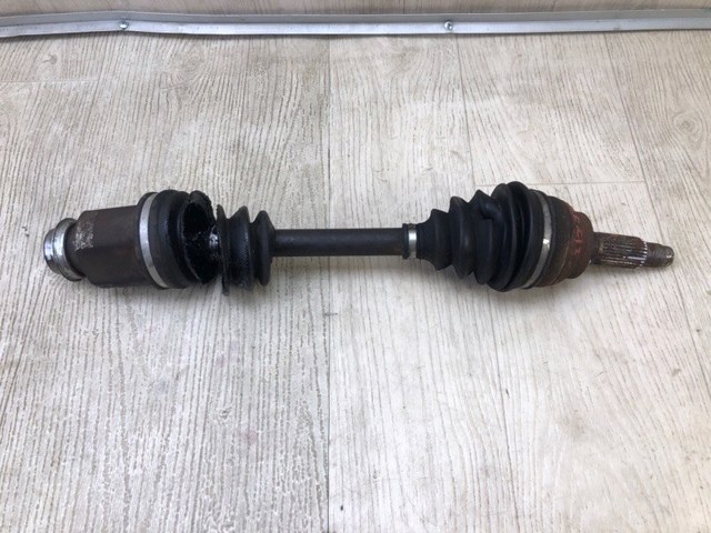 GG6225500A Mazda Полуось (привод) передняя правая
